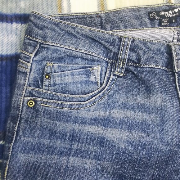 Sequin Hearts Low-Rise Jeans Size 5 - Picture 4 of 6